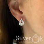 Сережки у формі Краплі з фіанітами 24009 - Зображення 2